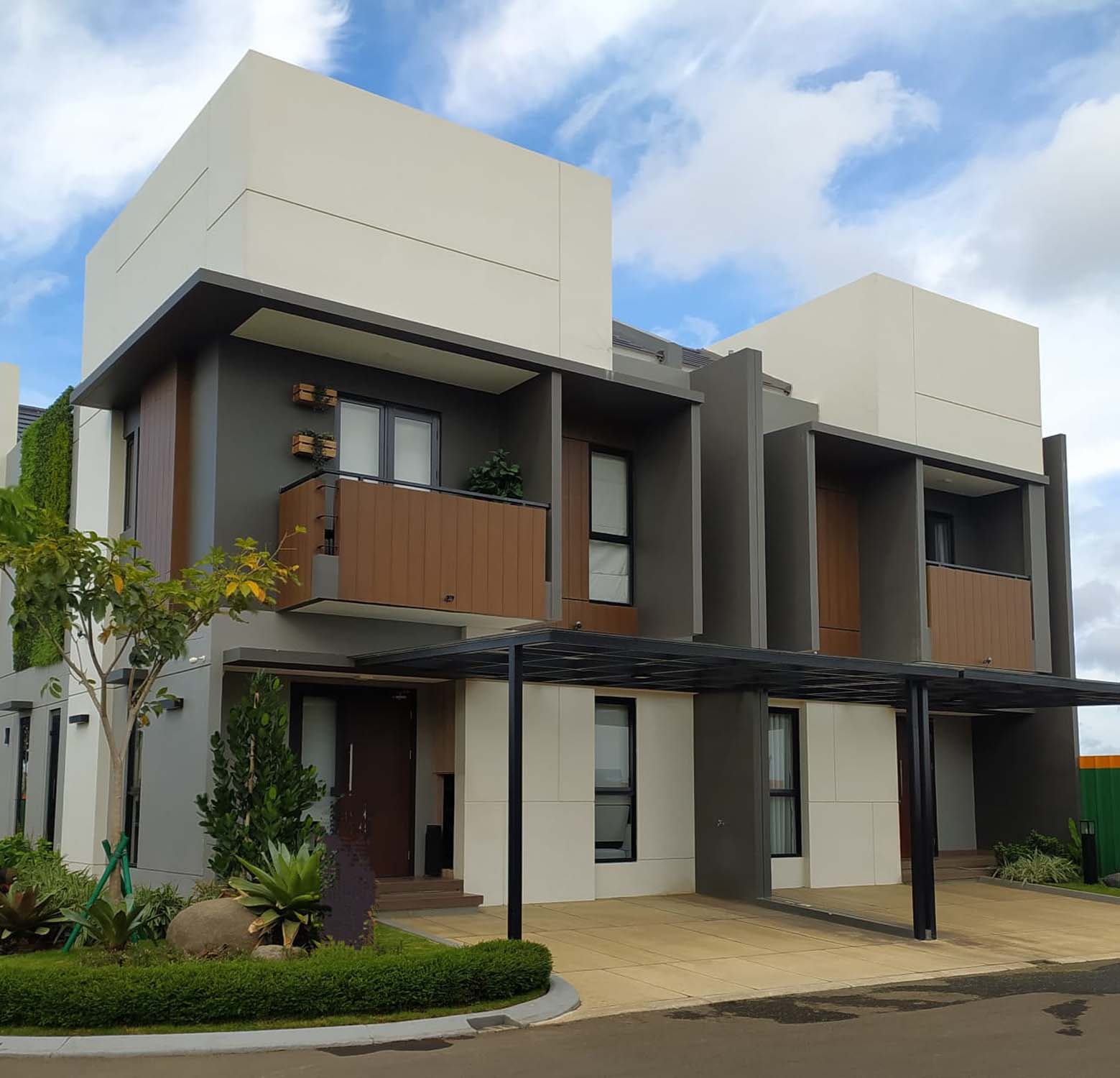 Rumah Minimalis Balcony -2 Lt