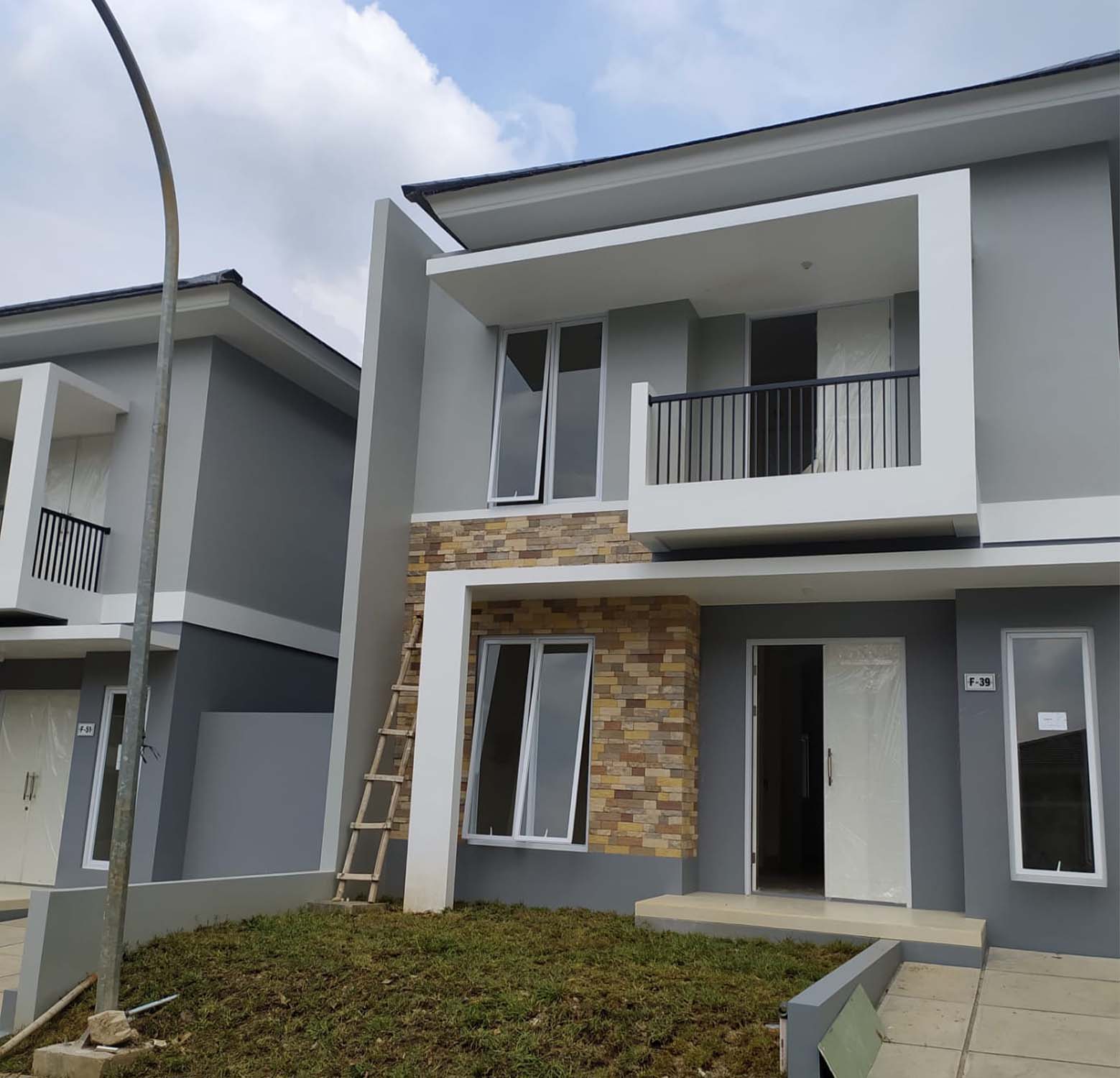 Rumah Minimalis Limas - 2 Lt